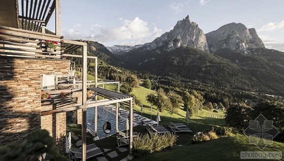 阿尔卑斯山成了这个小旅馆最好的装饰