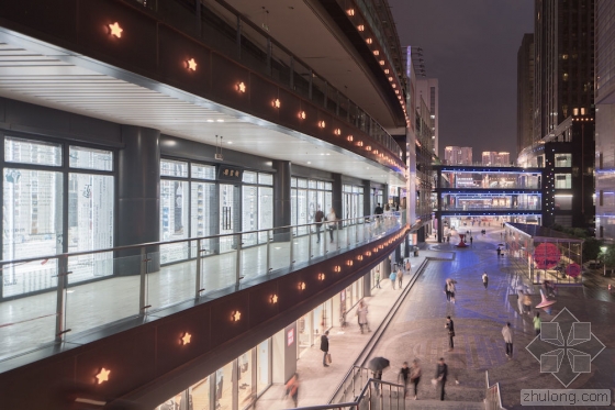 “中国最美书店”钟书阁开到杭州 充满了绚丽魔幻色彩