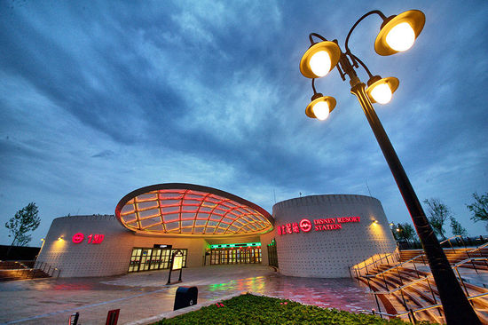 上海地铁迪斯尼站已经开始试运营