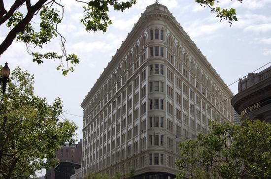 中国买家25亿收购旧金山地标建筑费伦大厦