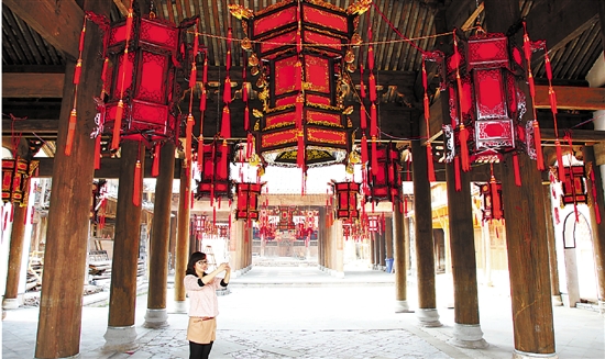 村民众筹2000万修复古建筑