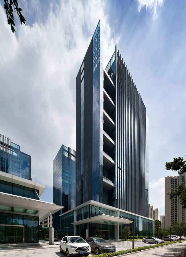 保利商务中心：丝绸般优雅 园林般诗意